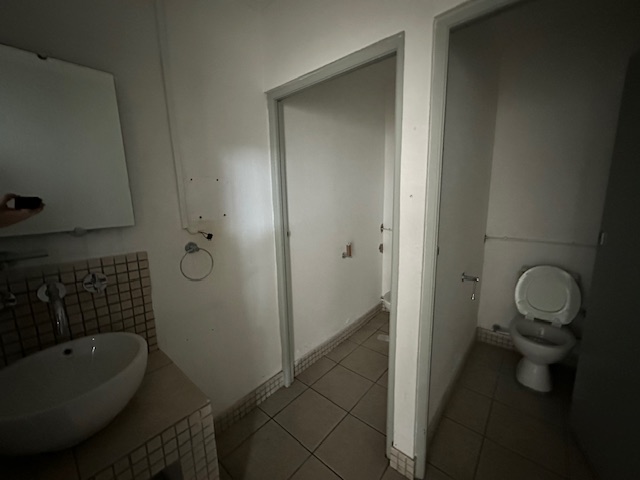 To Let commercial Property for Rent in Maitland Western Cape